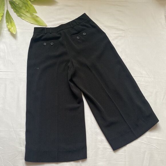 𝅺⭐️CHAPTER One Striped Wide Leg Cropped Trousers⭐️ - Picture 4 of 10